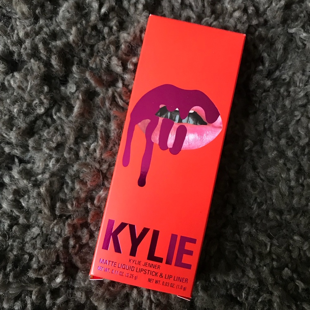 On Wednesday’s lip kit